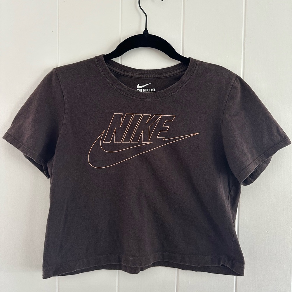 Nike Brown Cropped T-Shirt